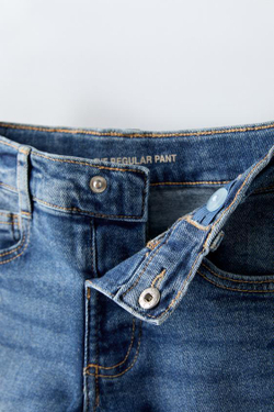 ZARA ДЖИНСЫ REGULAR FIT, ВЫЦВЕТШИЙ СИНИЙ