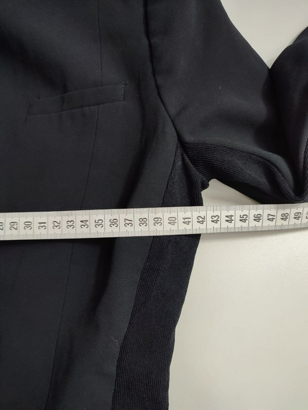 Жакет H&M лаконичный 40 размер