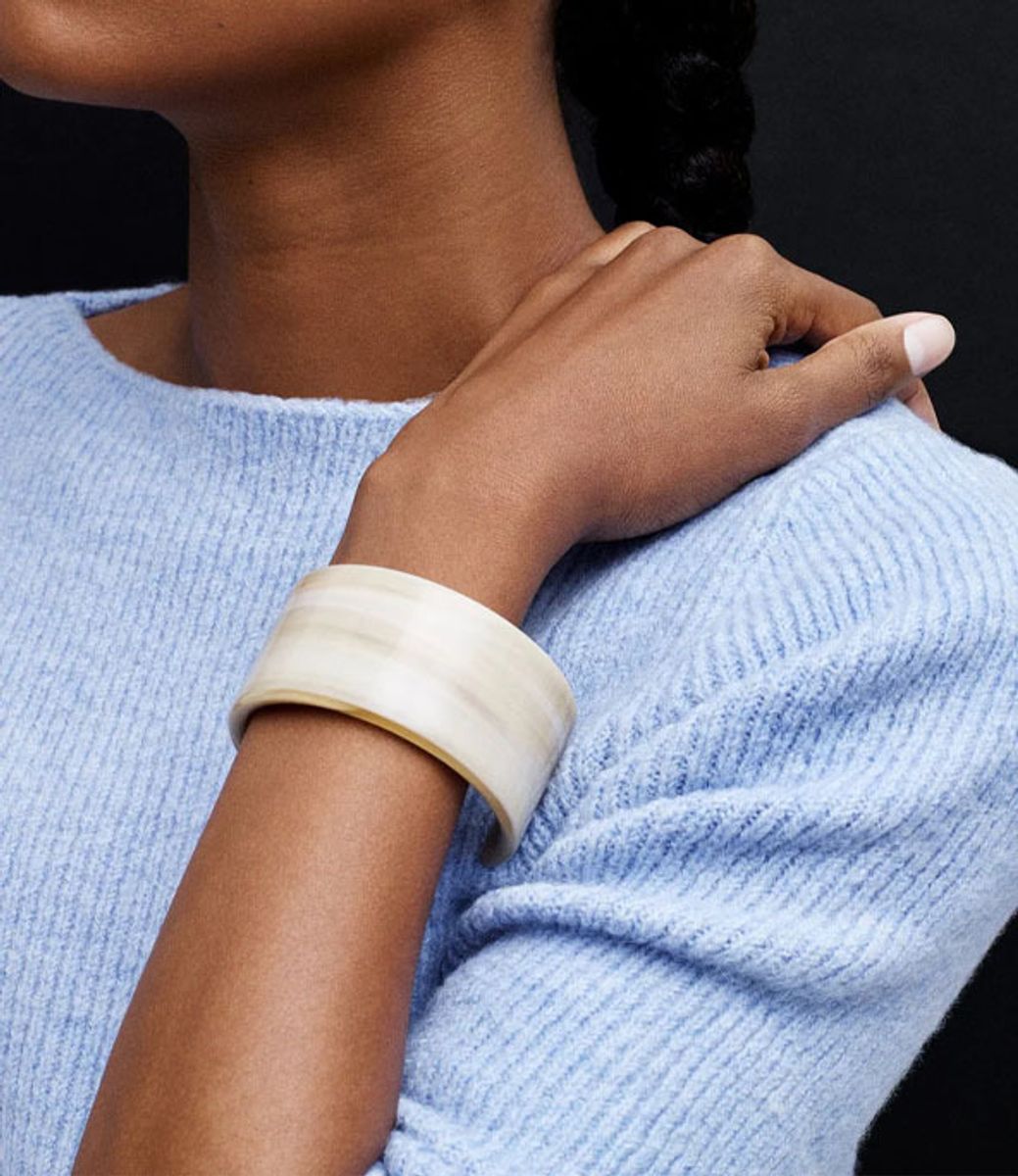 Machete Jumbo Cuff in Ivory — браслет из ацетата