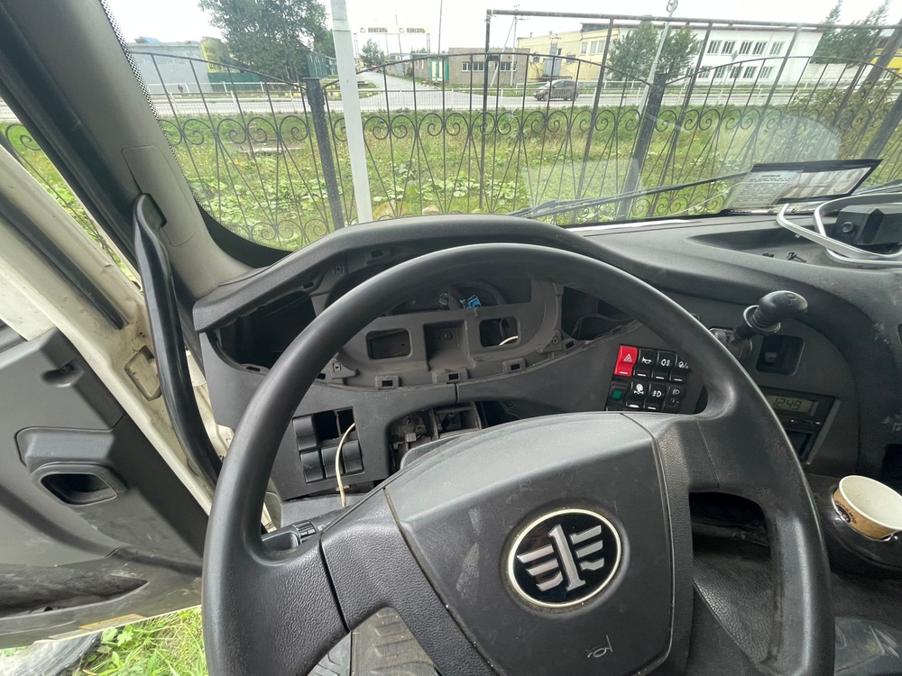 FAW J6 8x4 Самосвал СА3310Р66K24T4E5 (Дизельный, 11,1 л, 420 л.с., МТ)