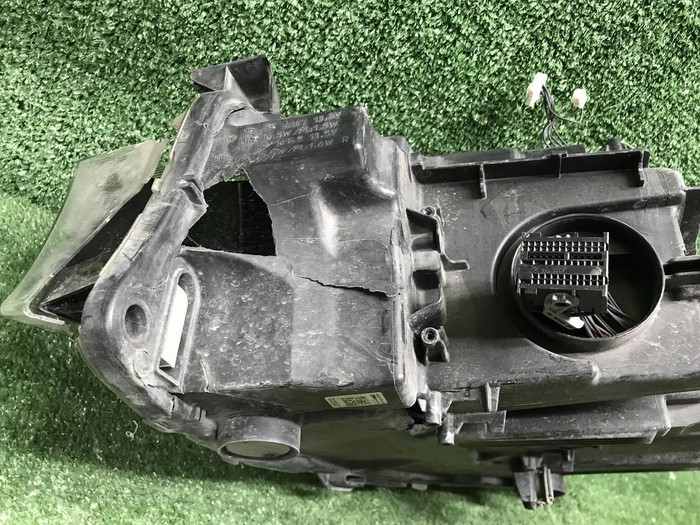 Фара правая BMW 3er F34 GT (2013-2019) LED