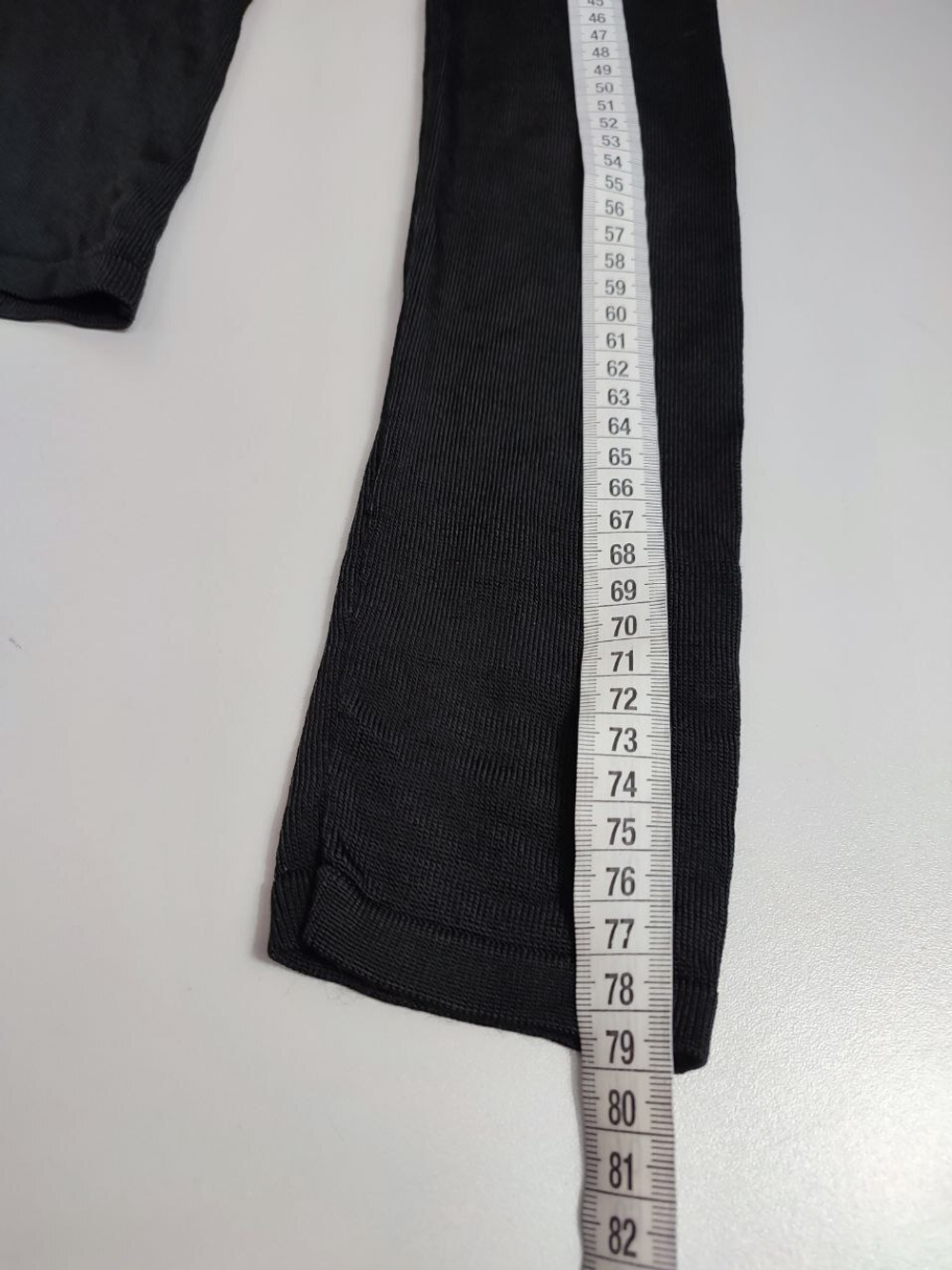 Джемпер черный интересный 44 размер