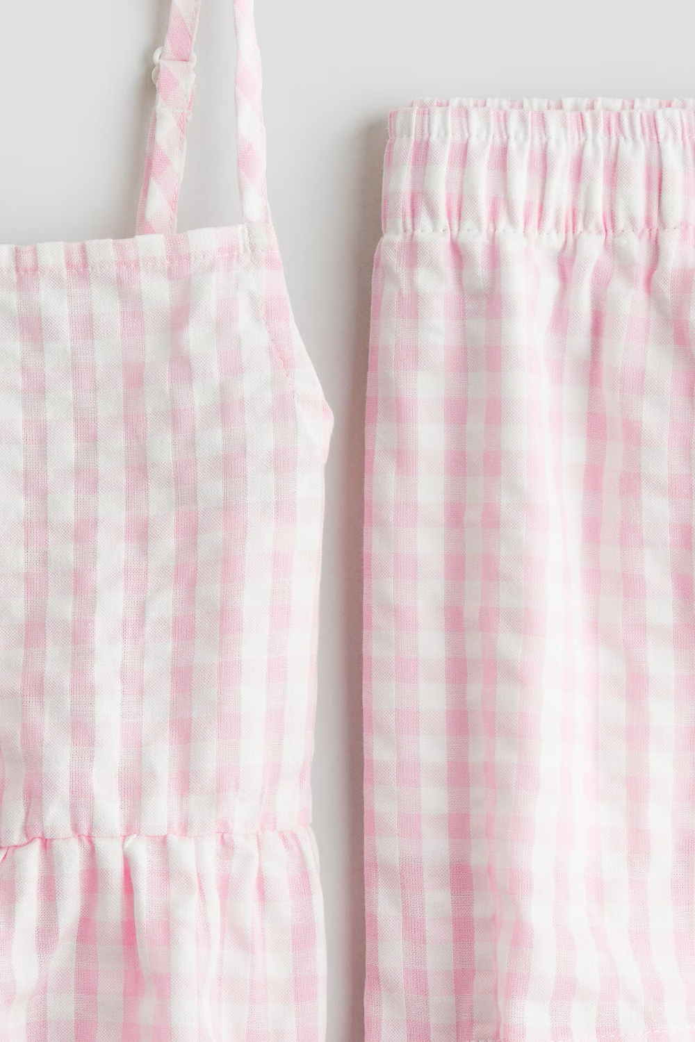 H&M Комплект из топа на бретелях и шортов, розовый