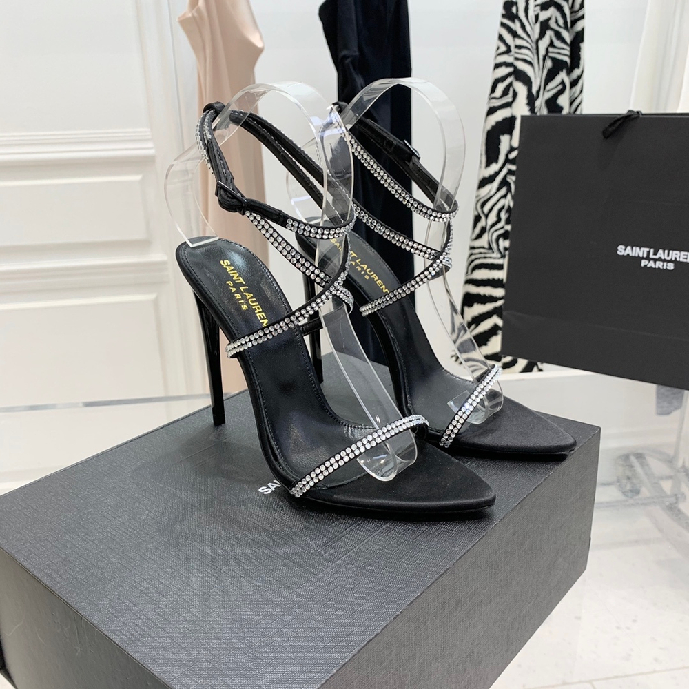 Saint Laurent Pumps