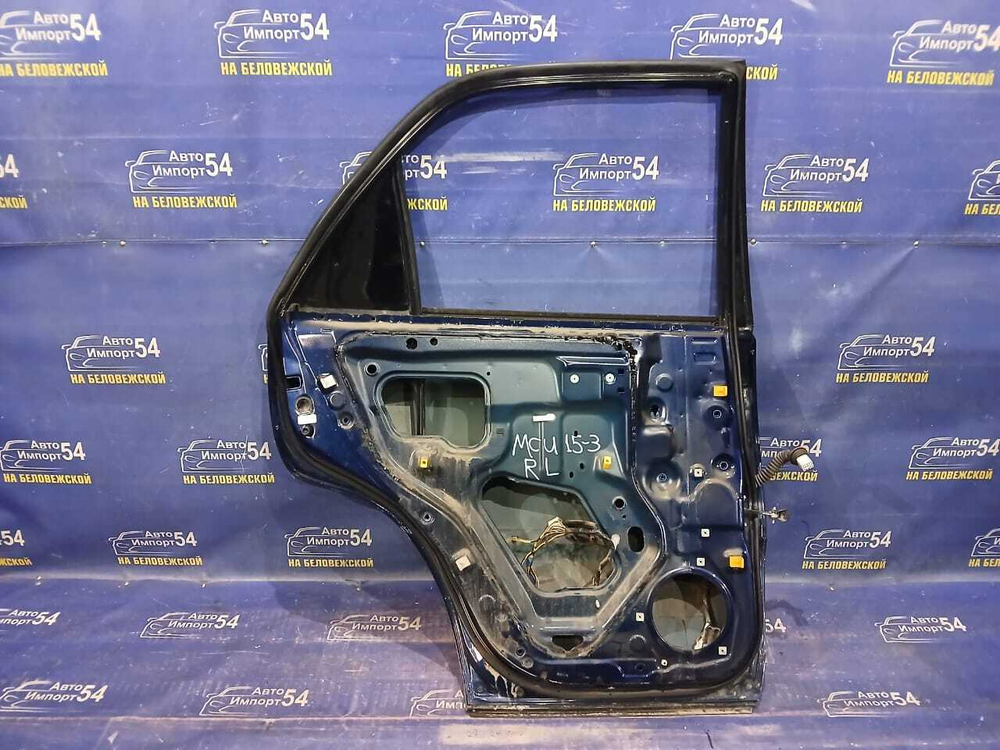 Дверь задняя левая TOYOTA HARRIER 2000