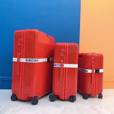 Дорожный чемодан Rimowa