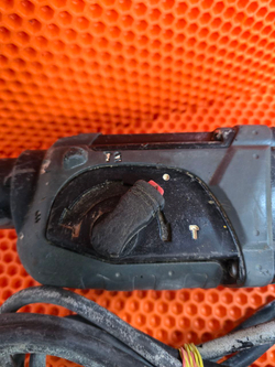 Перфоратор Makita HR2470 ориг