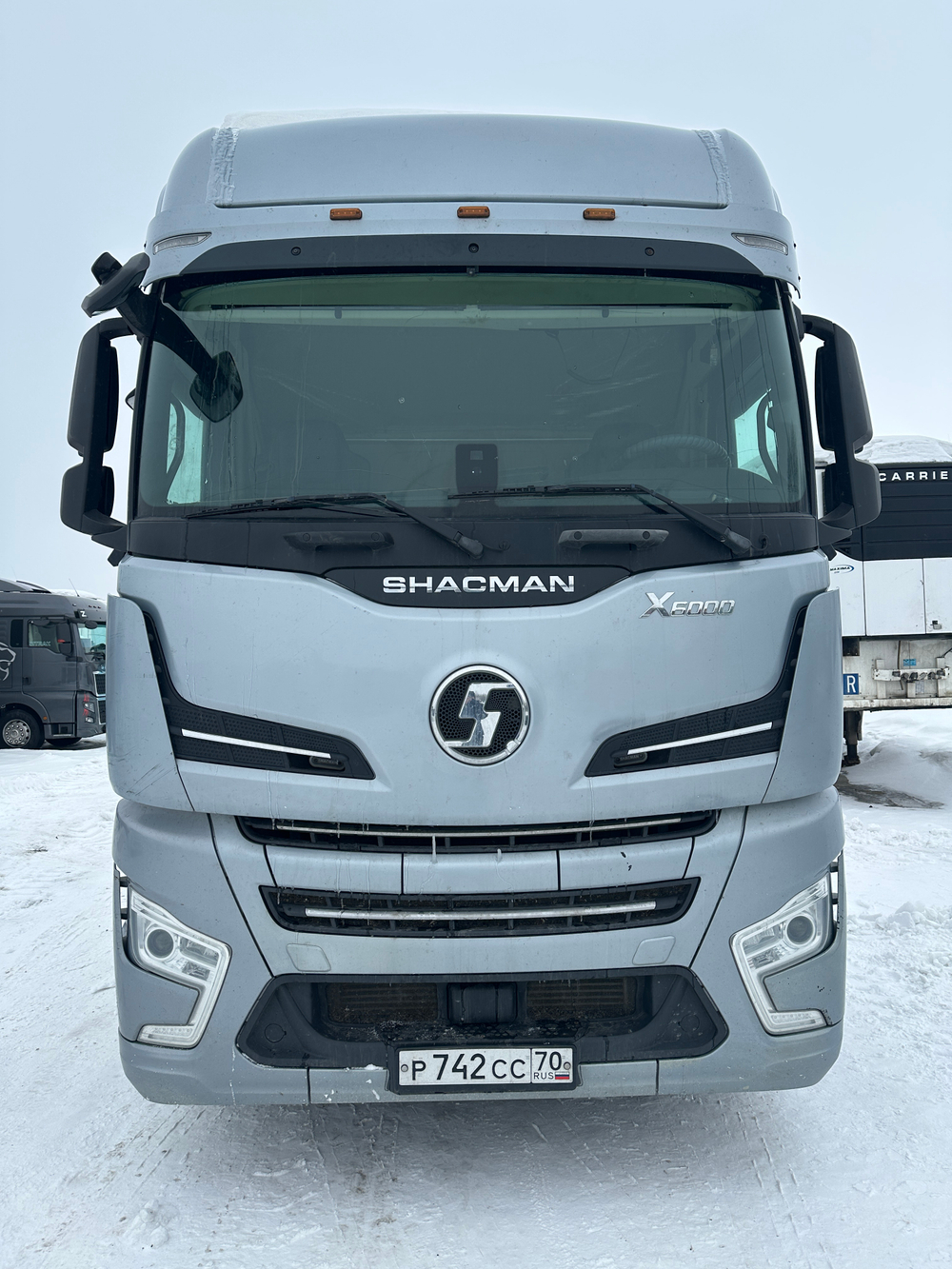Shacman (Shaanxi) SX* 4x2 Седельный тягач SX4188YY381 (Дизельный, 12,5 л, 473 л.с., АТ)