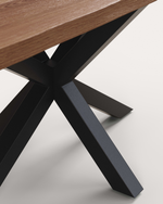 Стол La Forma (ex Julia Grup) Argo из состаренного дубового шпона и стальных ножек в черной отделке 160 x 90