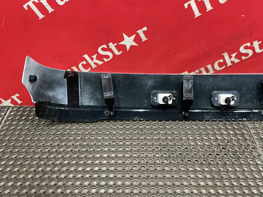 Козырек солнцезащитный 2024г