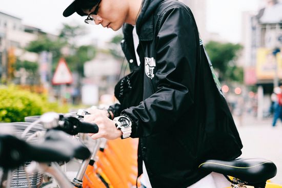 Умные наручные часы Casio G-Shock GBA-400-7CER