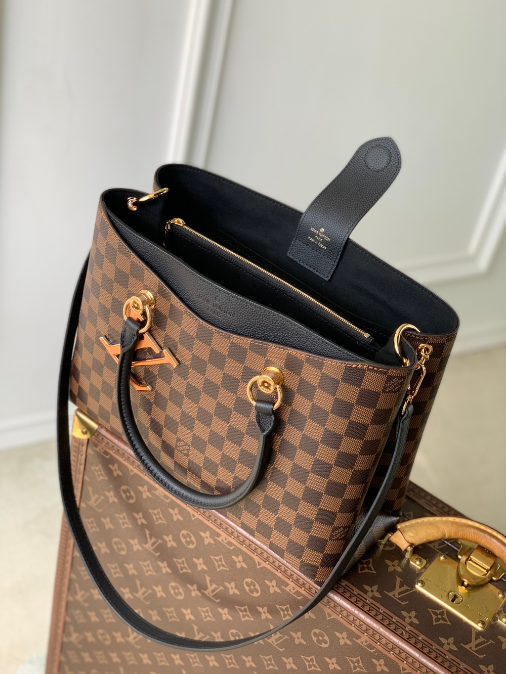 Louis Vuitton Riverside