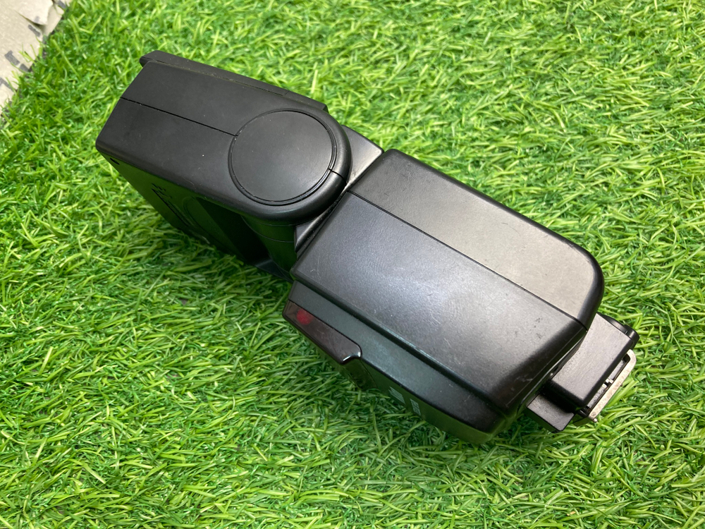 Nikon Speedlight SB-600