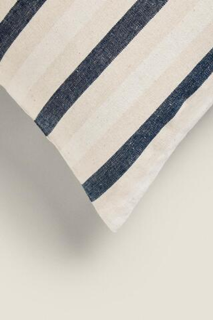 ZARA HOME ЧЕХОЛ ДЛЯ ДЕКОРАТИВНОЙ ПОДУШКИ В ПОЛОСКУ, СИНИЙ