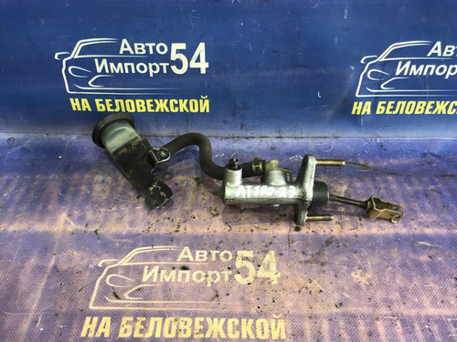 Главный цилиндр сцепления TOYOTA CARINA E 1997