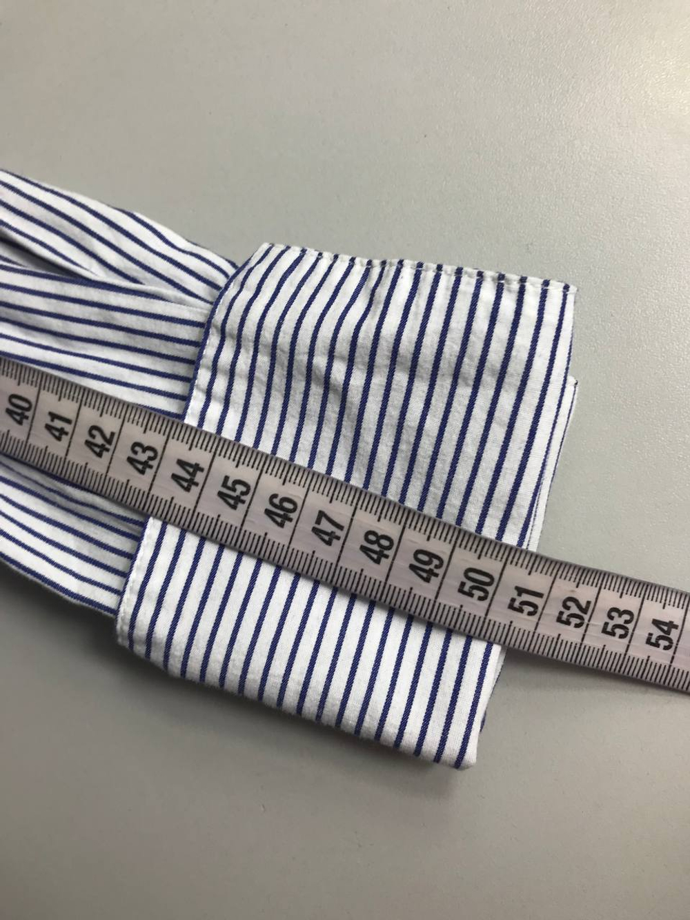 Рубашка Twist в полоску и с милым акцентом из кармашка, маркировка 36, визуально на 42 размер