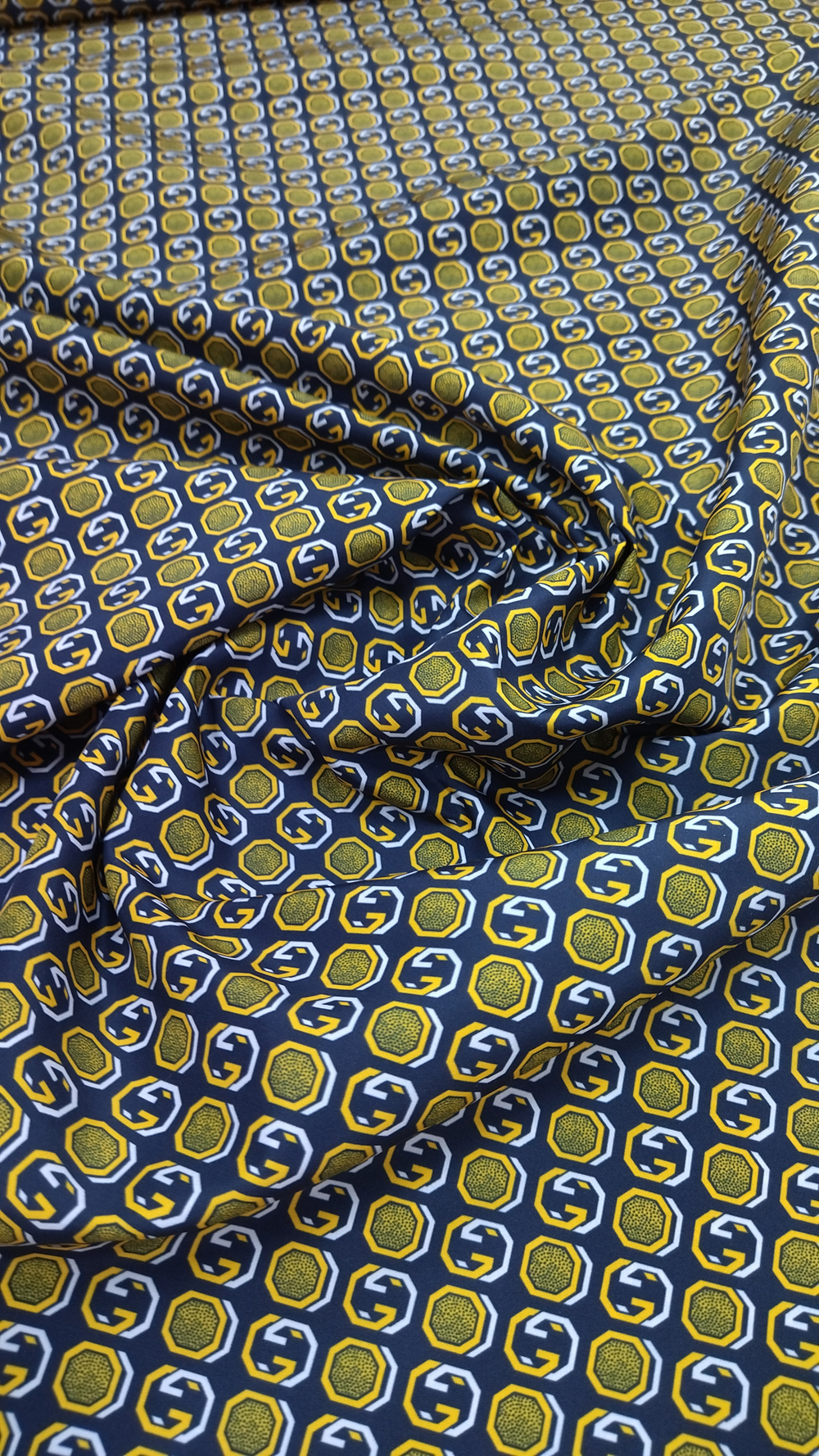 Плащевка Gucci