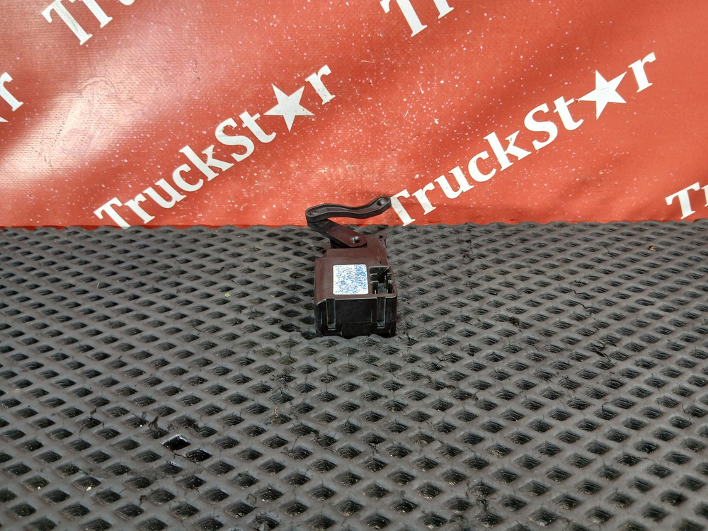 Моторчик заслонок отопителя