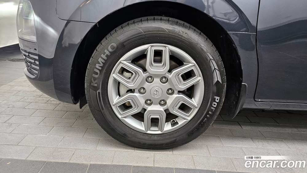 Hyundai Staria Cargo 5-и местный (07.2021)