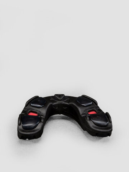 Капа боксерская Venum Predator Black/Black/Red