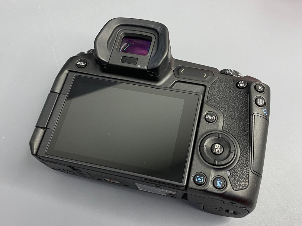 Canon EOS R 67.000 кадров