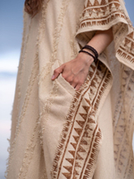 Накидка-пончо с капюшоном Tribal (песочная)