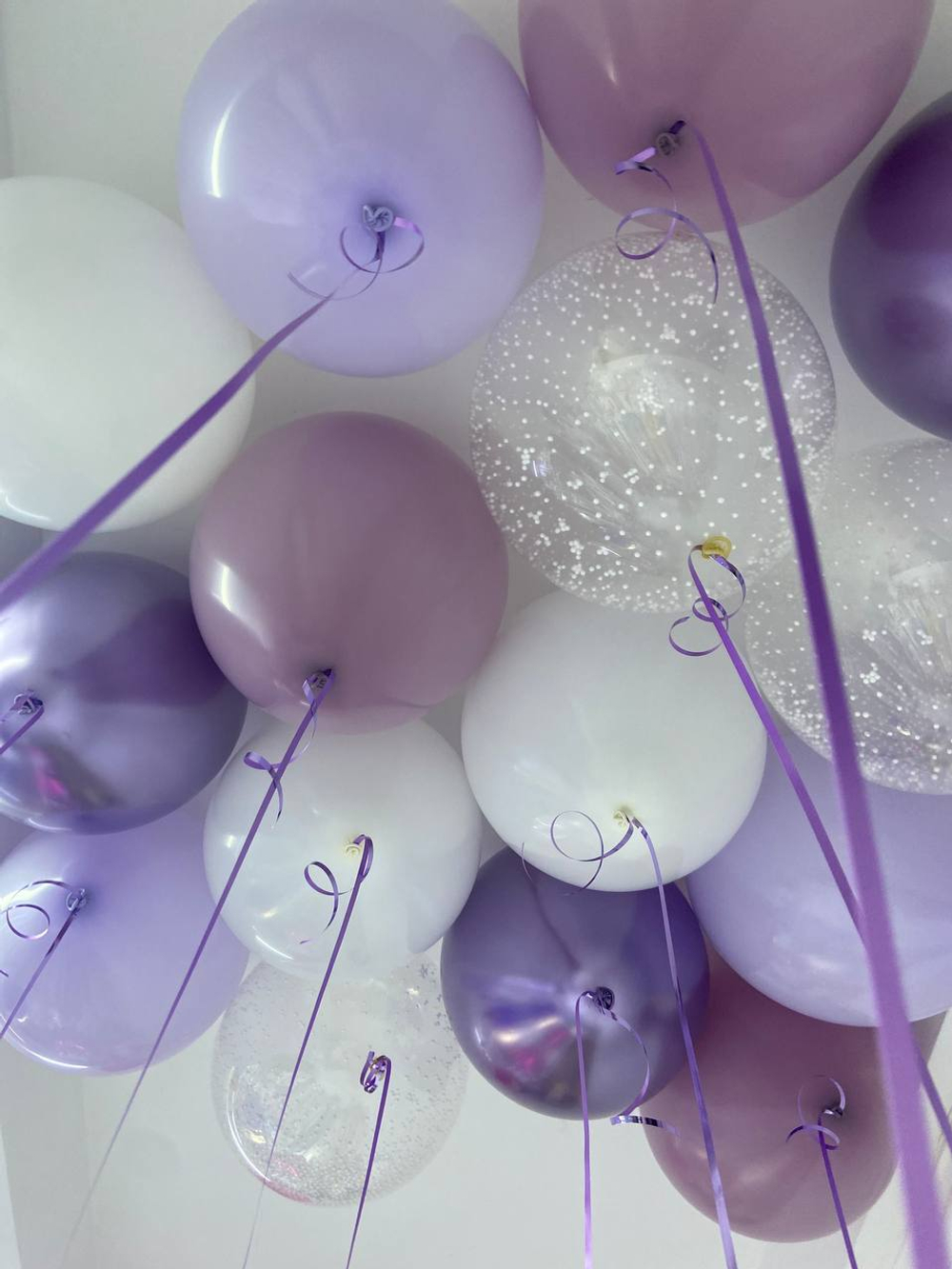 Воздушные шарики сиреневая гамма с пенопластом