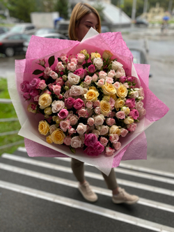 Букет кустовая роза XXL