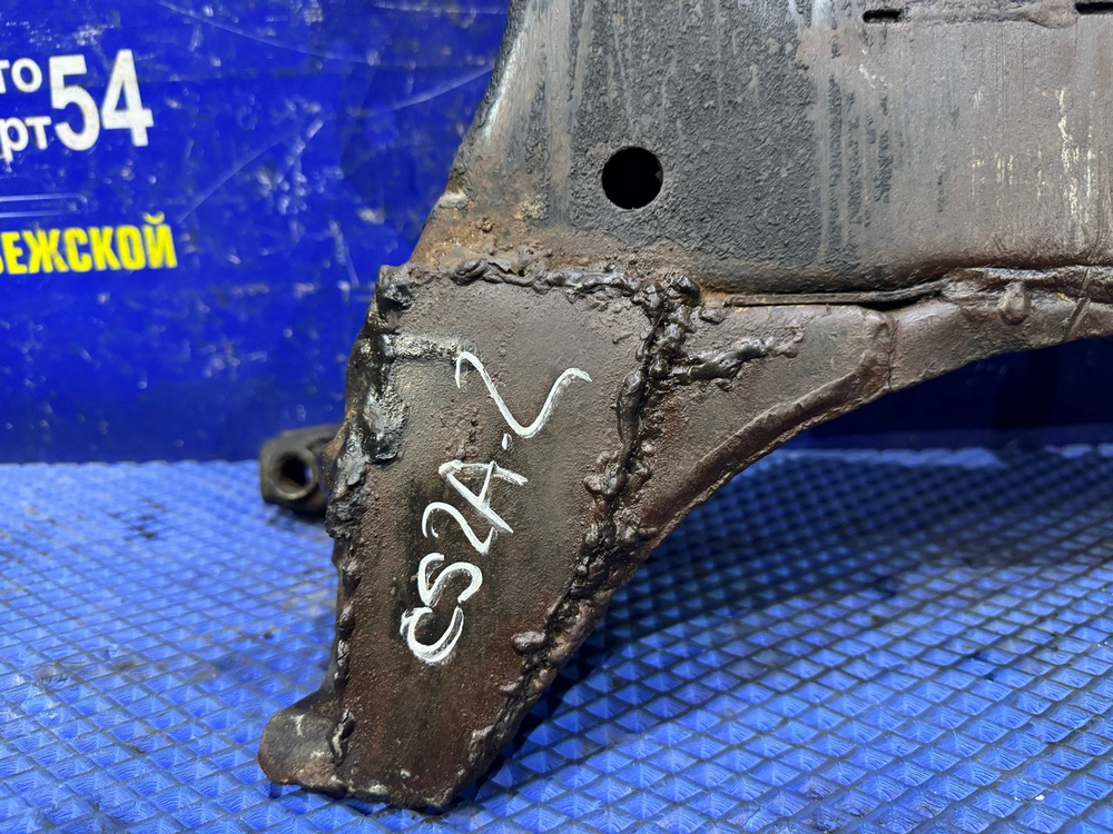 Балка передняя поперечная MITSUBISHI LANCER 2002