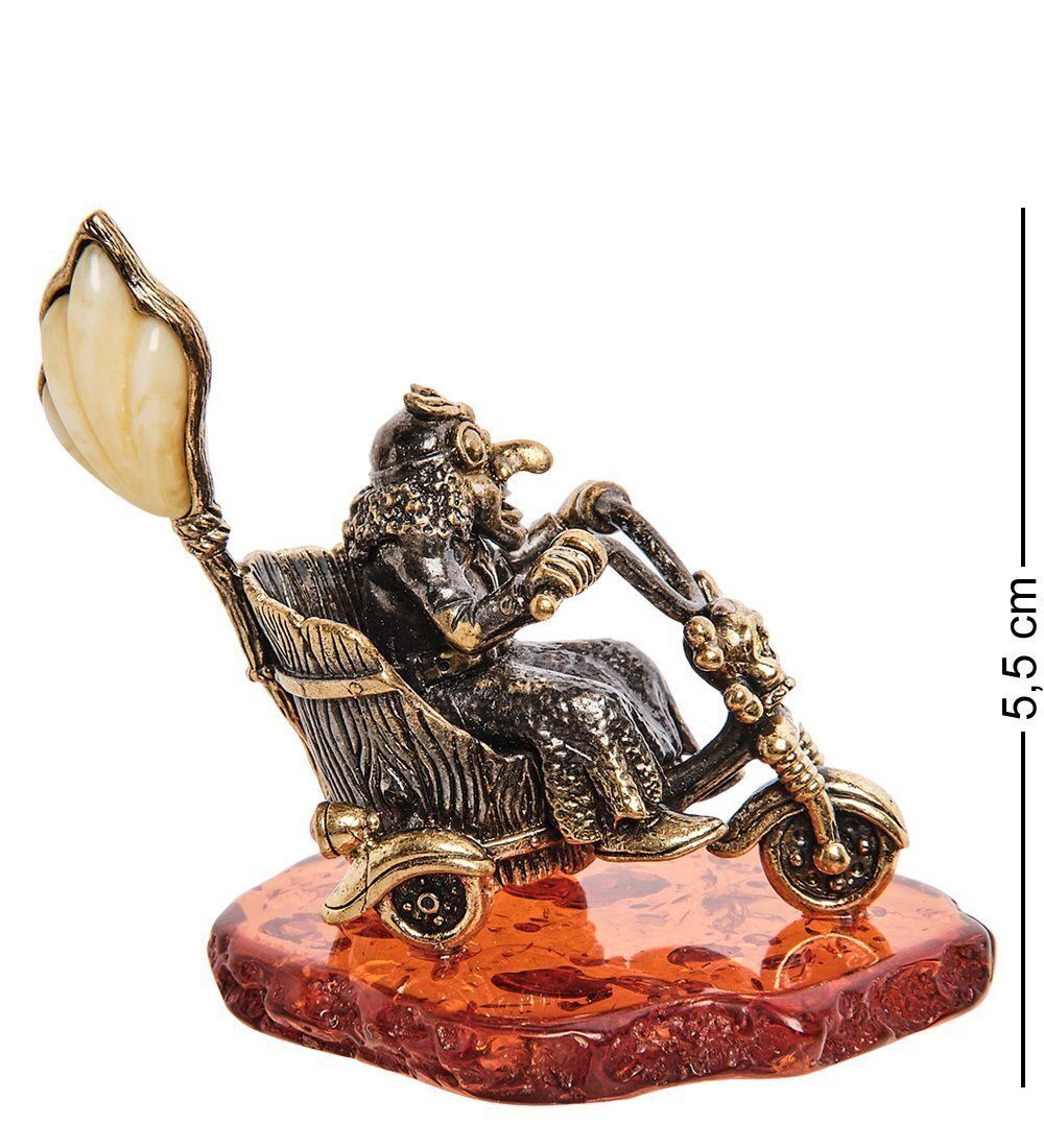 Народные промыслы AM-2839 Фигурка «Бабуся Ягуся на мотоцикле» (латунь, янтарь)