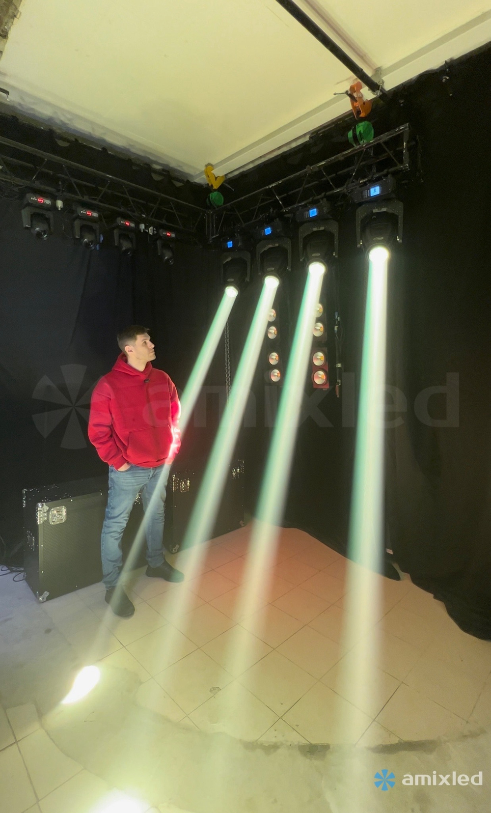 Световой прибор Amixled BSW 280 POINTE 10R