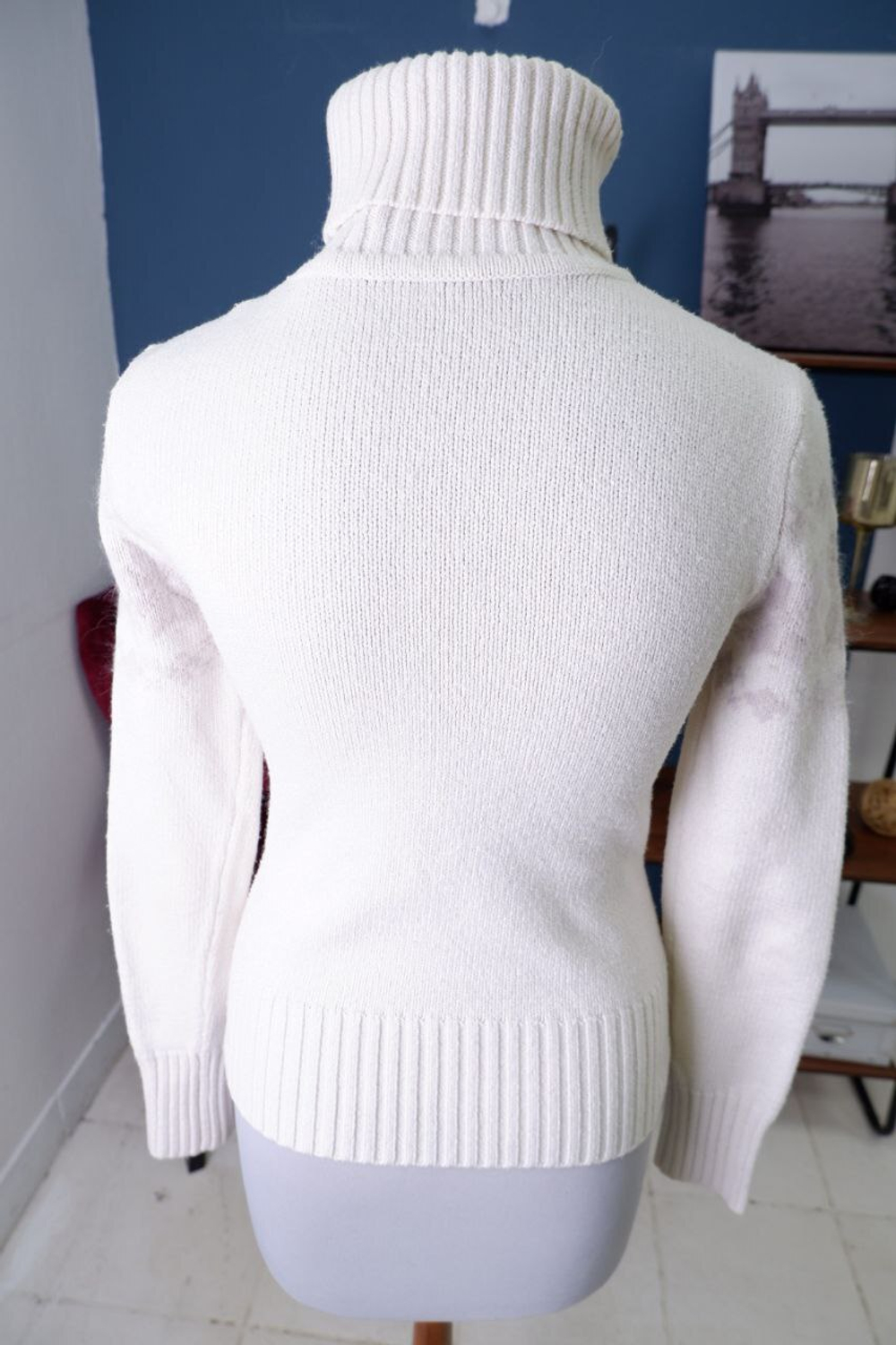 Свитер с узором 44 размер