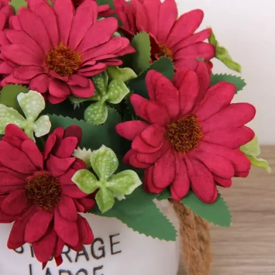 Цветочная композиция «Мечта» 10*20см Ромашки бордовые