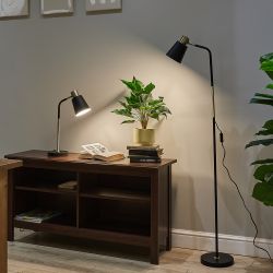 UML-T700 E27 BLACK Торшер напольный под лампу Е27. 40W. с регулировкой наклона. Механический выключатель. Черный. ТМ Uniel