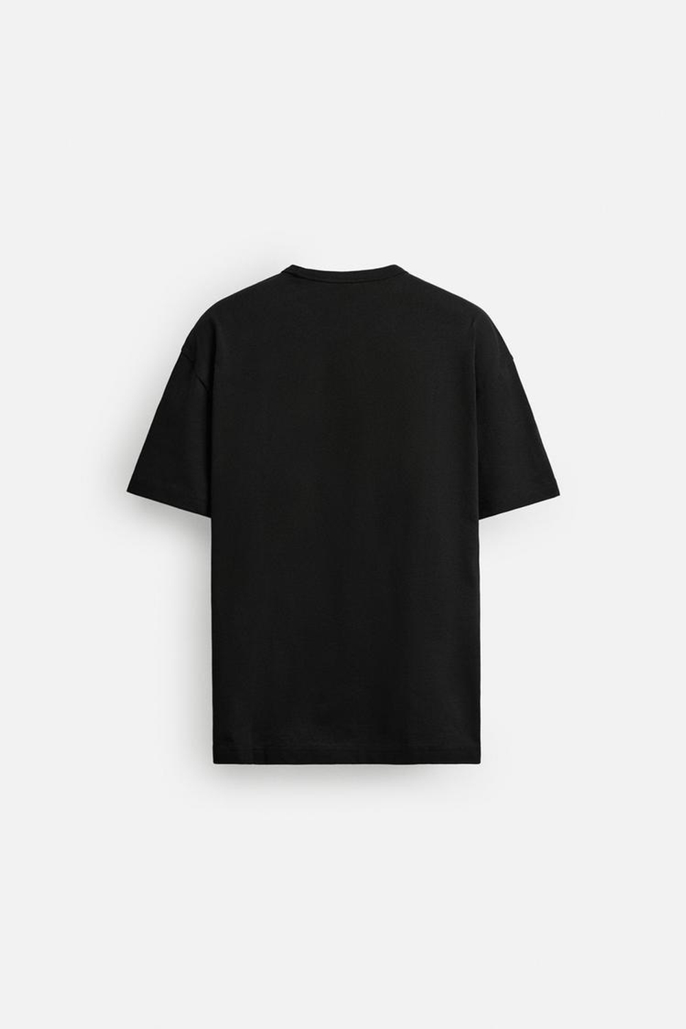 ZARA БАЗОВАЯ ФУТБОЛКА HEAVYWEIGHT С ОТДЕЛКОЙ РУБЧИКОМ, ЧЕРНЫЙ