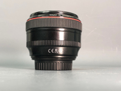 Canon EF 50mm f/1.2L USM