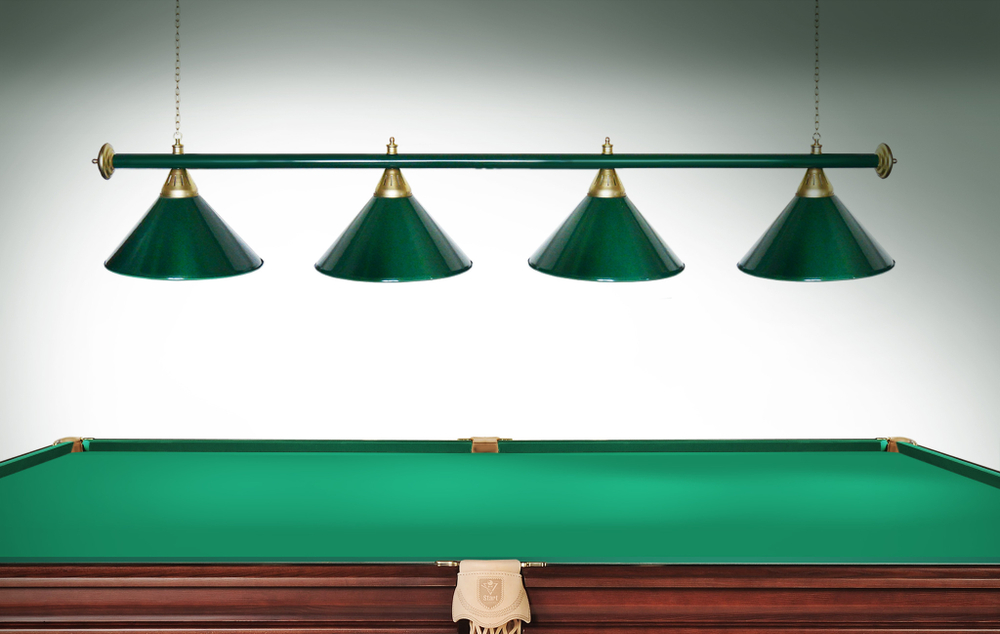 Лампа STARTBILLIARDS 4 пл. (плафоны зеленые,штанга зеленая,фурнитура золото)