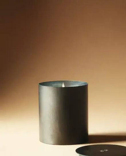 ZARA HOME АРОМАТИЧЕСКАЯ СВЕЧА SIGNATURE COLLECTION I (300 Г)