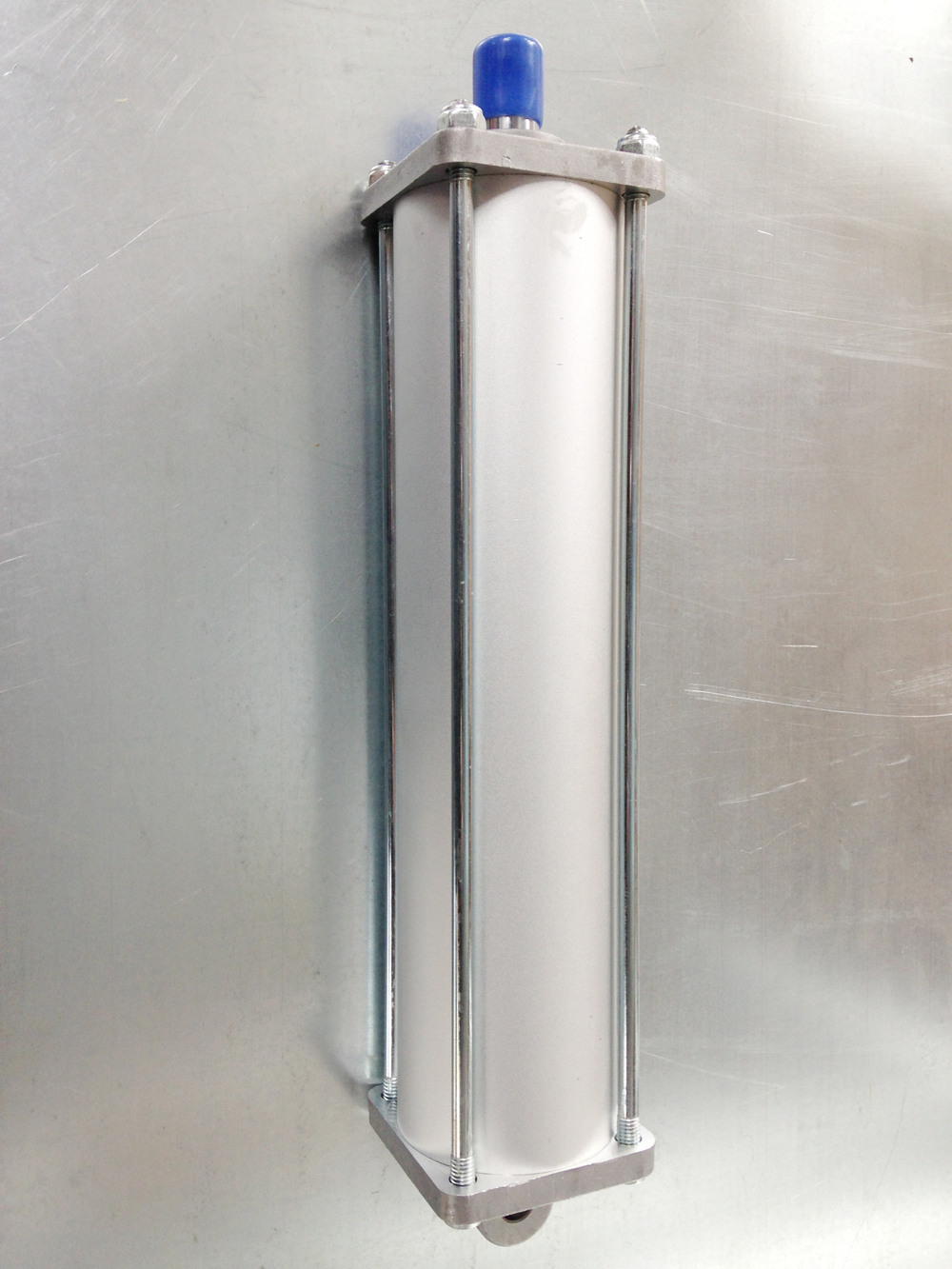 KraftWell 6000087 Пневмоцилиндр зажима колеса