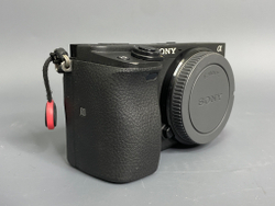 Sony A6400 Треснуто стекло видоискателя 1.500 кадров