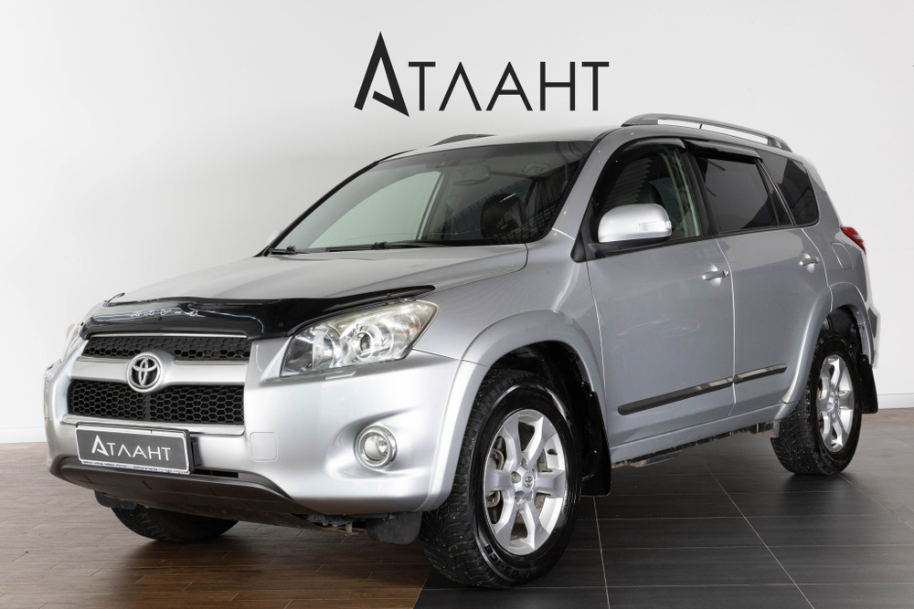 Toyota RAV4, 2009 год