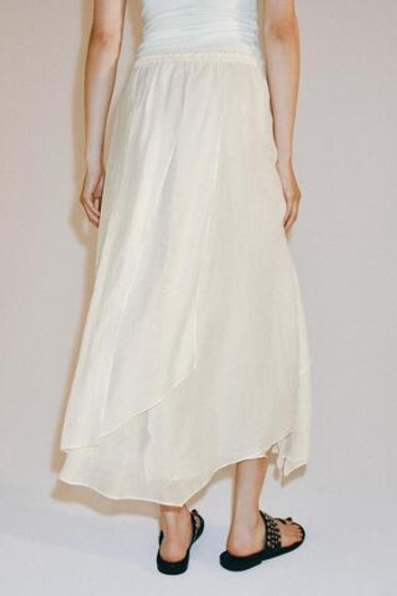 ZARA ЖЕНСКАЯ СТРУЯЩАЯСЯ ЮБКА МИДИ — ZW COLLECTION, ЭКРЮ