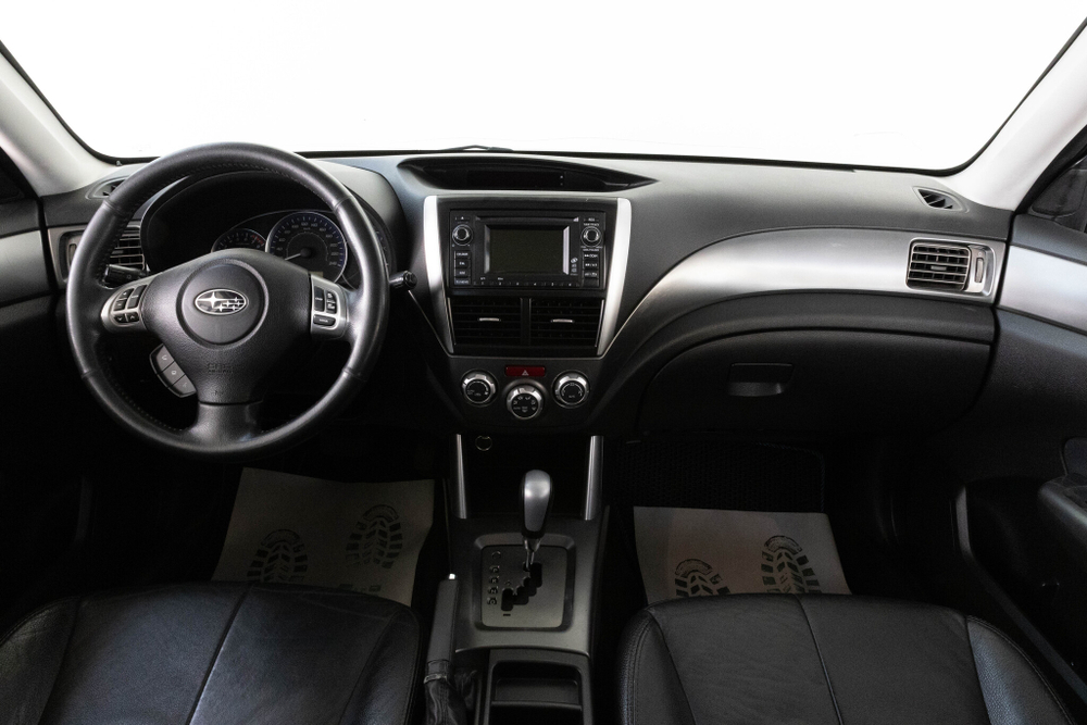 Subaru Forester, 2012 год
