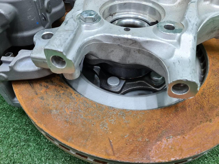 Кулак поворотный правый Lixiang L9 (2022-н.в.)