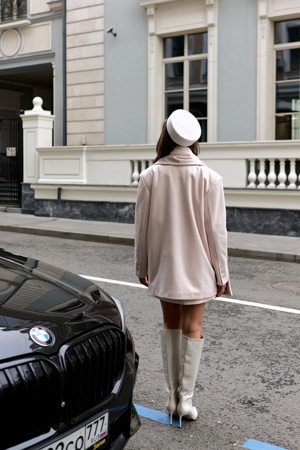 Таблетка в белом цвете