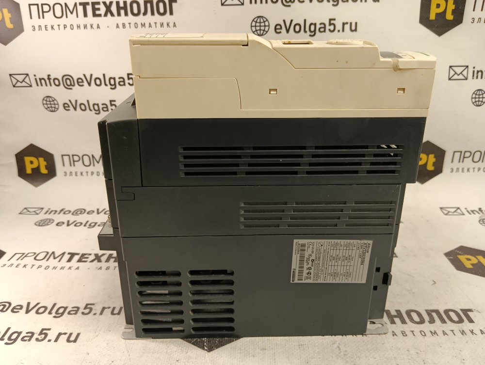 S.E. ATV32HU55N4 б/у