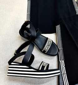 Костюм Dior