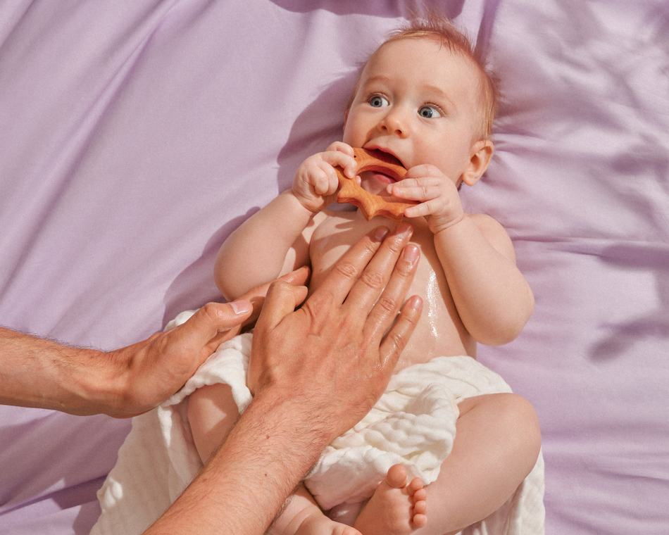 Нежное массажное масло для кожи новорожденного малыша с ароматом лаванды ванили