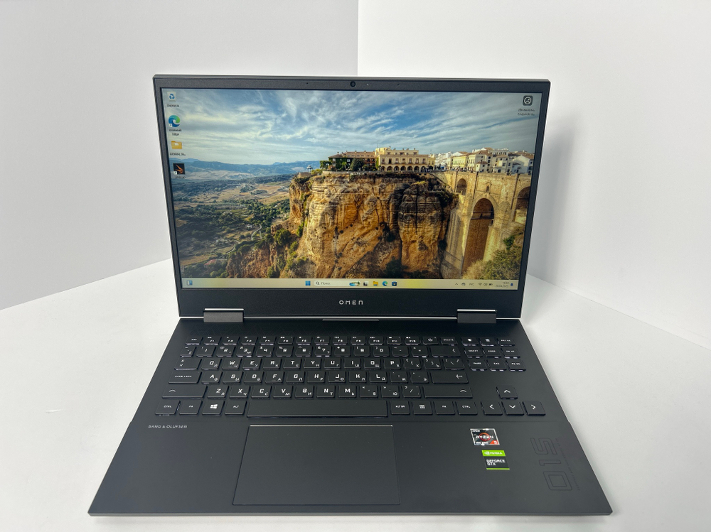 Ноутбук игровой HP OMEN 15-en0019ur (1U3C7EA) 15.6"/AMD Ryzen 5 4600H/RAM 16 GB/SSD 512 GB/GTX 1650 Ti 4G/1920x1080/IPS/Windows 10/Подсветка кл-ры:LED/темно-серый. Состояние: B1