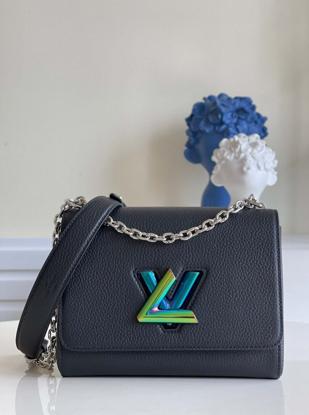 Louis Vuitton Twist MM